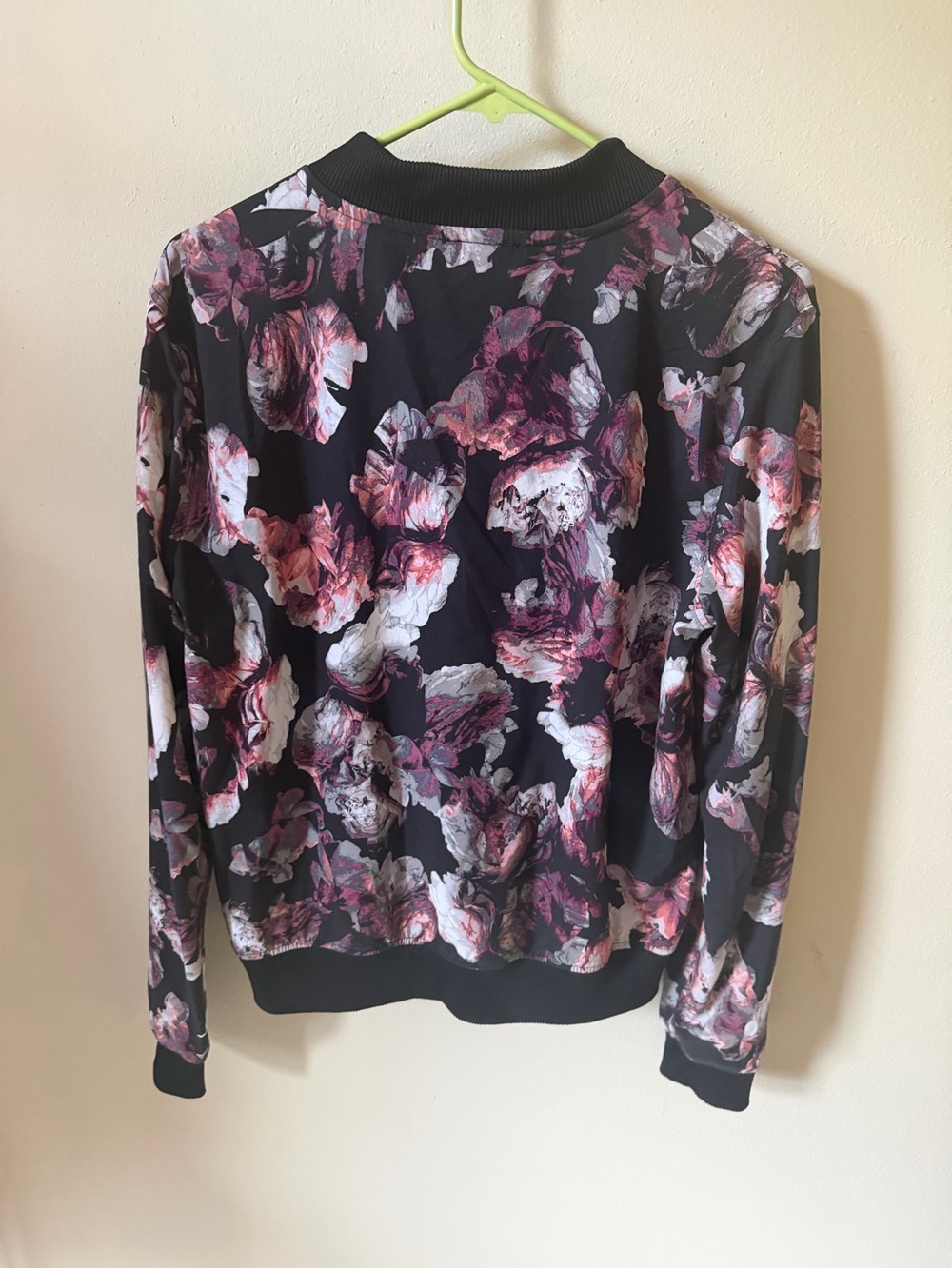 Victoria Sport Floral Bomber Jacket Size Small Like New 🌸✨ - Picture 2 of 6